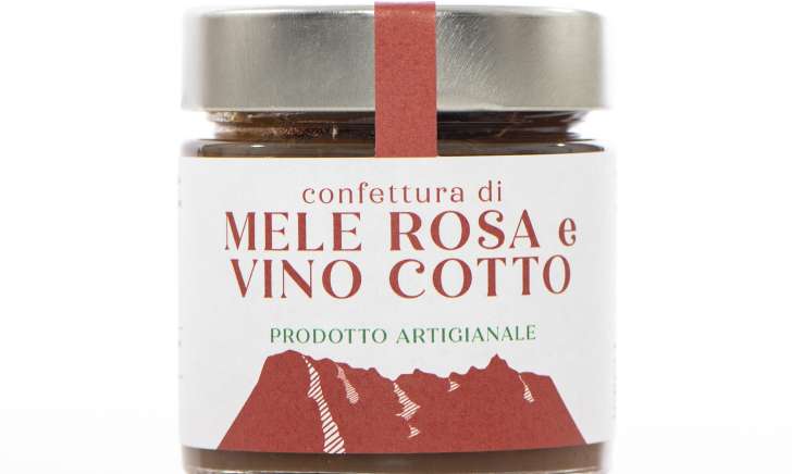 Confettura mela rosa e vino cotto